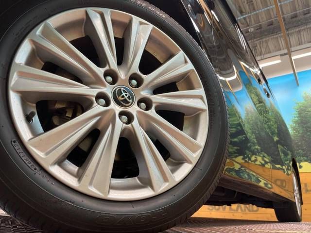 Toyota ALPHARD 2017-05 24744-13