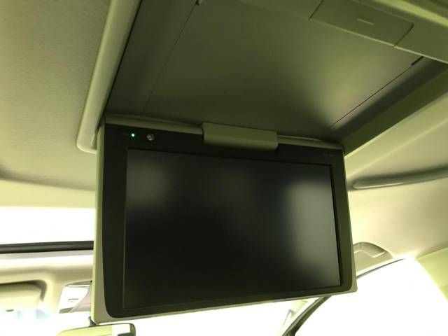 Toyota ALPHARD 2017-05 24744-3