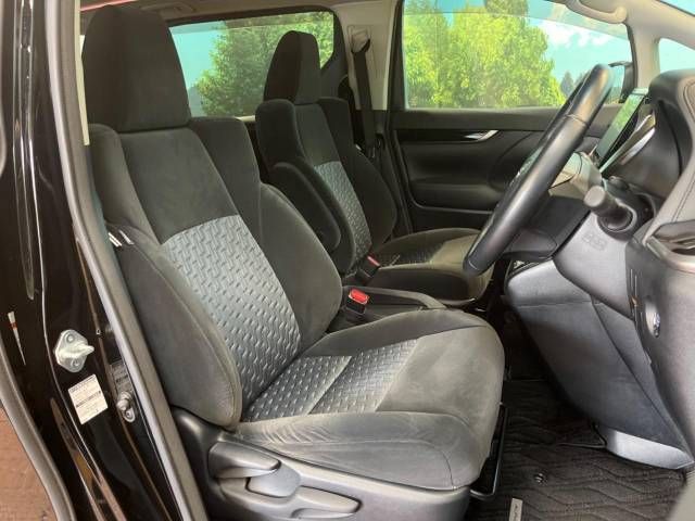 Toyota ALPHARD 2017-05 24744-9