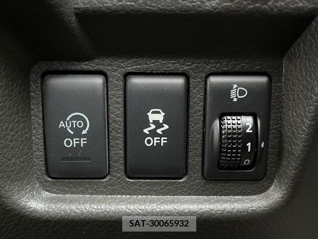 Nissan CUBE 2017-12 343251-5