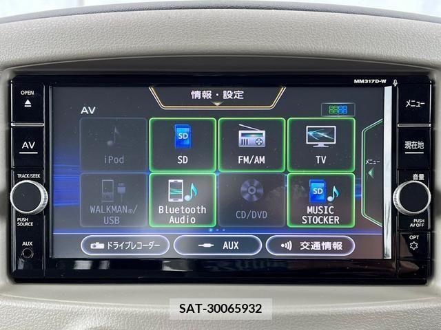 Nissan CUBE 2017-12 343251-12