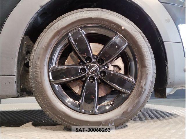 Bmw MINI 2023-04 319639-8