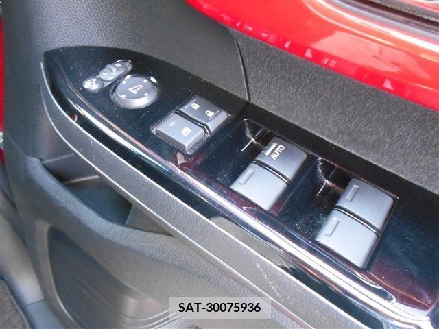 Honda N BOX CUSTOM 2019-07 364839-19