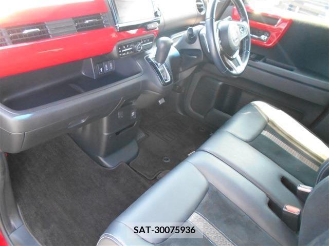 Honda N BOX CUSTOM 2019-07 364839-24