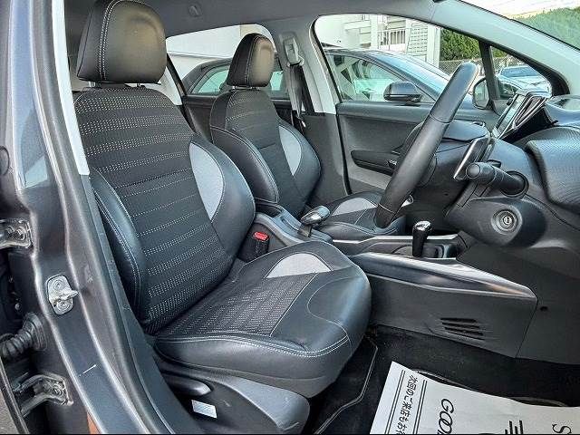 Peugeot 2008 2014-07 196421-4