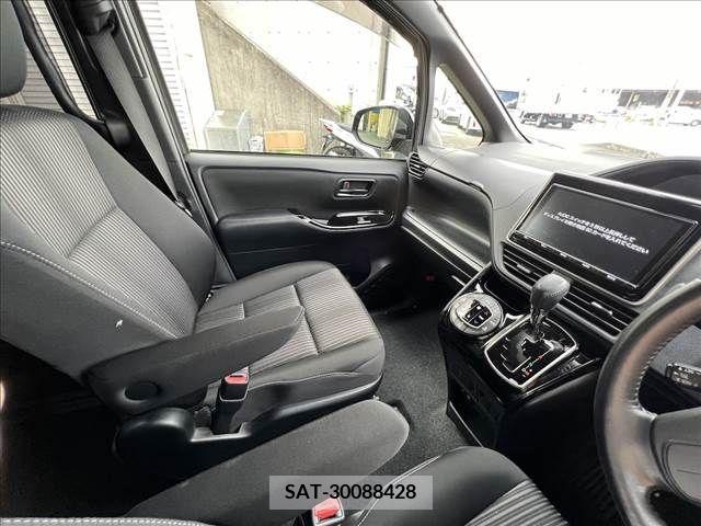 Toyota VOXY 2018-10 344228-16