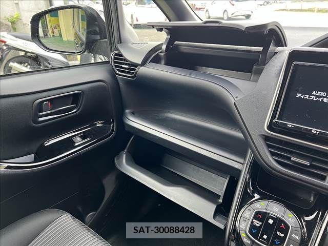 Toyota VOXY 2018-10 344228-17