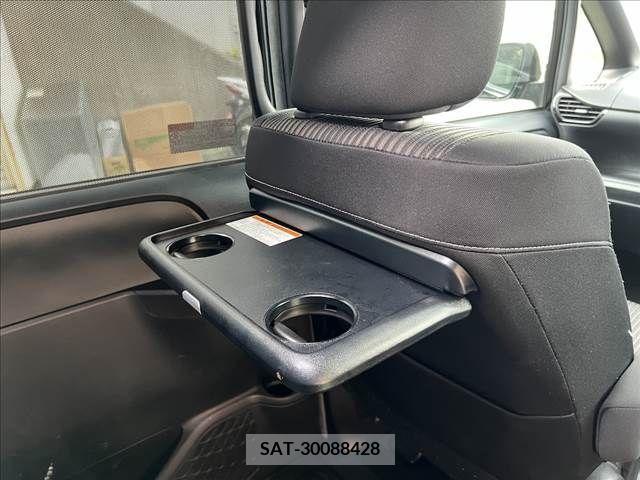Toyota VOXY 2018-10 344228-29