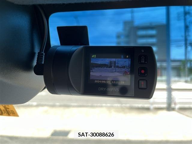 Honda N-VAN 2019-10 380618-17