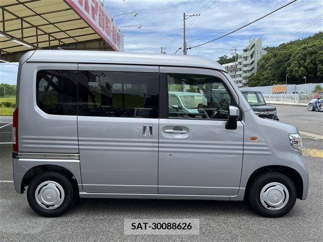 Honda N-VAN 2019-10 380618-5