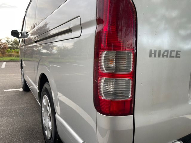 Toyota HIACE VAN 2012-12 9193-18