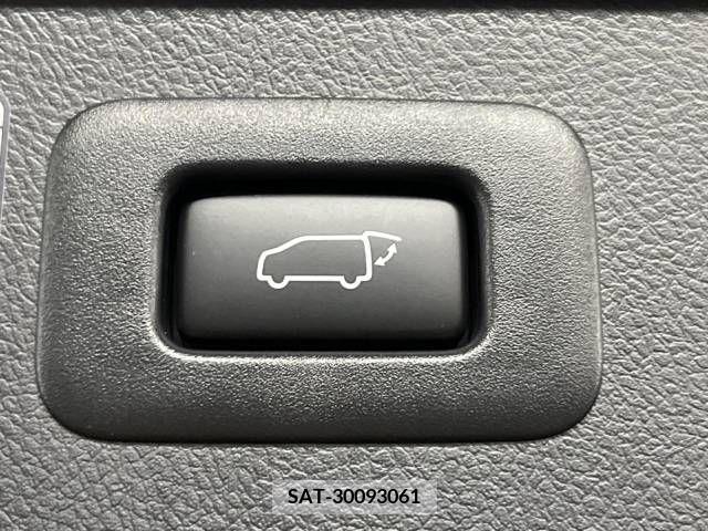 Toyota ALPHARD 2018-07 342074-9