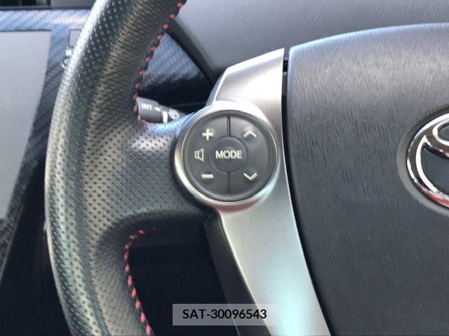 Toyota PRIUS 2012-03 205043-5