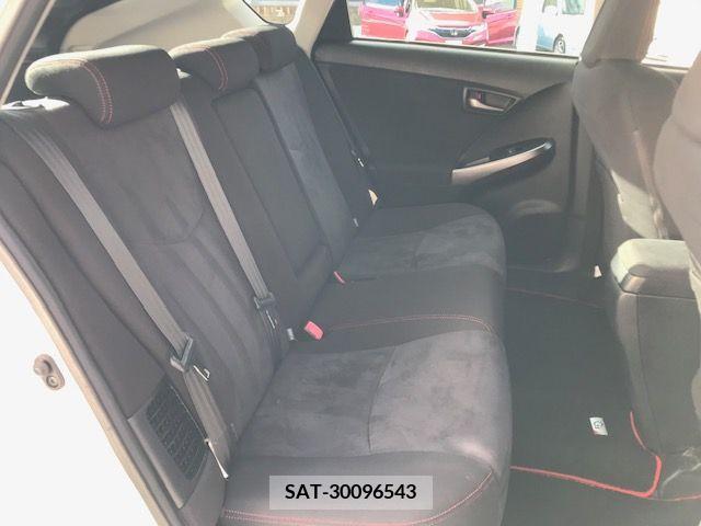 Toyota PRIUS 2012-03 205043-9