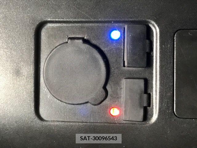 Toyota PRIUS 2012-03 205043-16