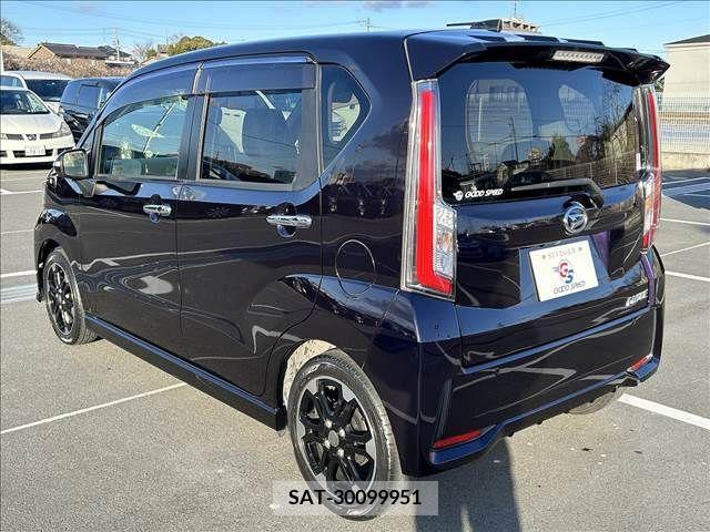 Daihatsu MOVE CUSTOM 2015-06 211678-14