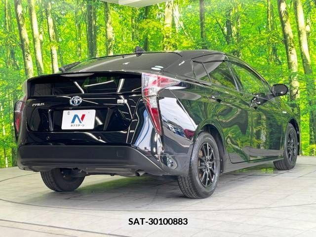 Toyota PRIUS 2017-11 385527-17