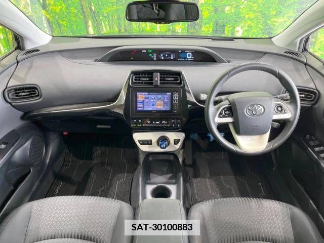 Toyota PRIUS 2017-11 385527-1