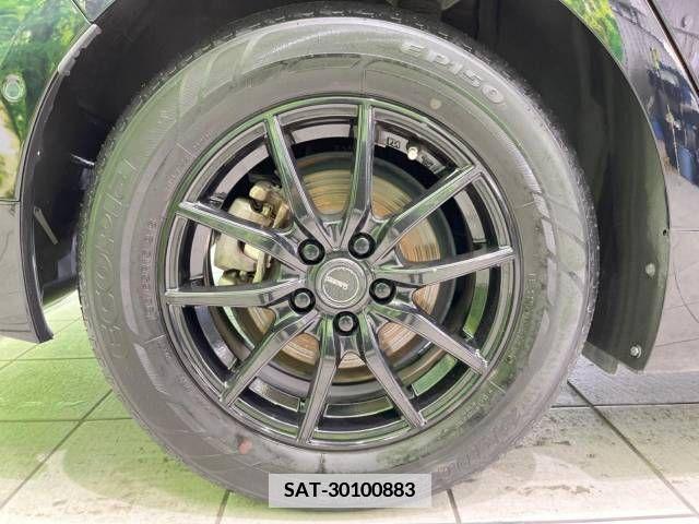 Toyota PRIUS 2017-11 385527-12