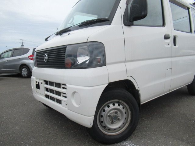 Nissan CLIPPER VAN 2005-06 11894-1
