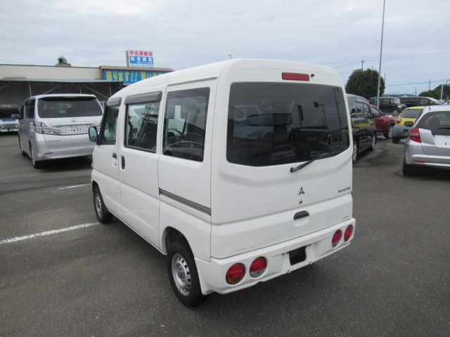 Nissan CLIPPER VAN 2005-06 11894-11