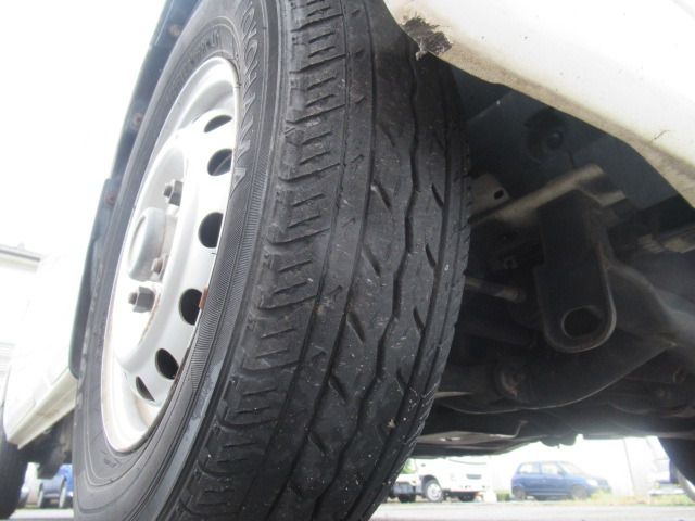 Nissan CLIPPER VAN 2005-06 11894-18