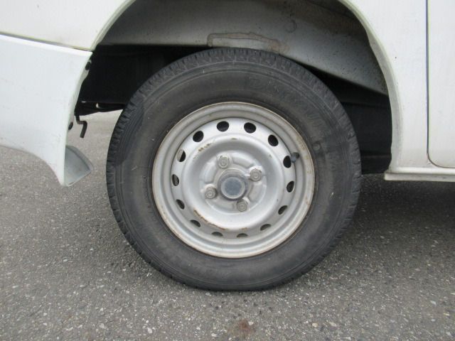 Nissan CLIPPER VAN 2005-06 11894-17