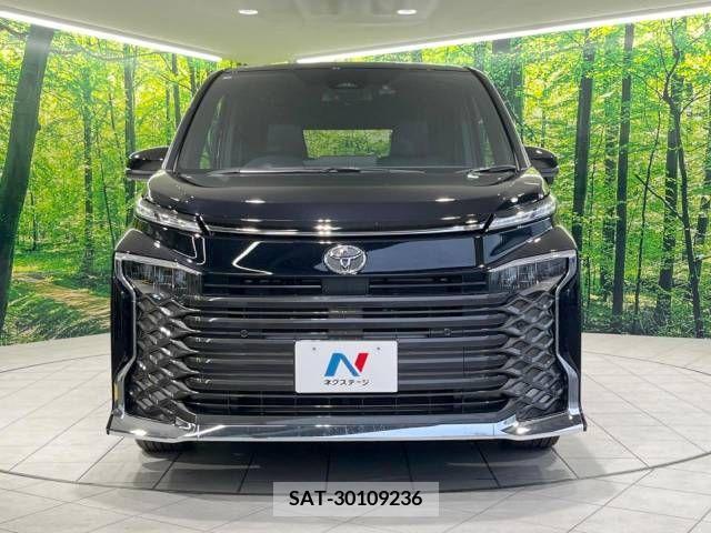 Toyota VOXY 2023-10 289090-15