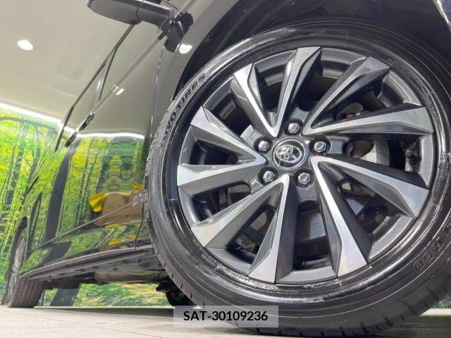 Toyota VOXY 2023-10 289090-14
