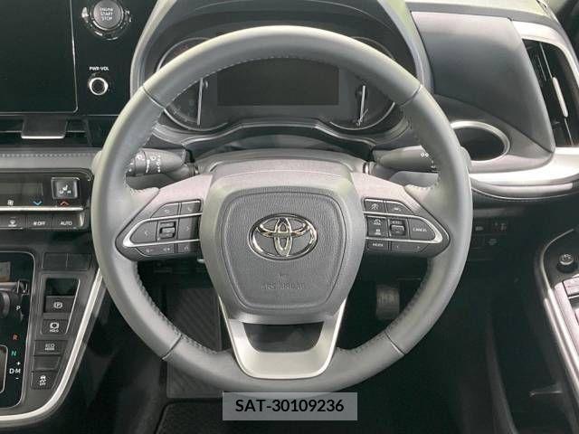 Toyota VOXY 2023-10 289090-12