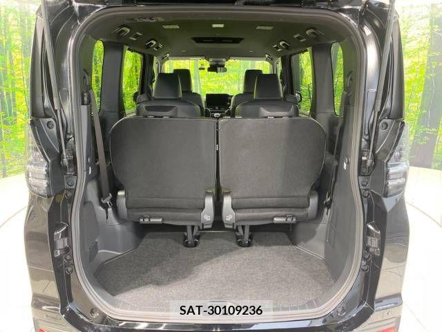 Toyota VOXY 2023-10 289090-11
