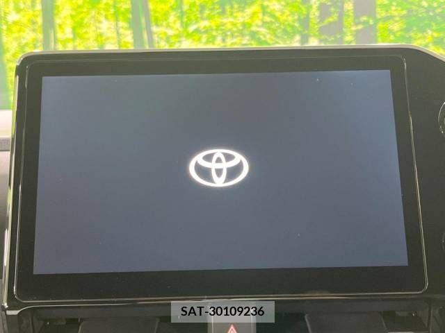 Toyota VOXY 2023-10 289090-3