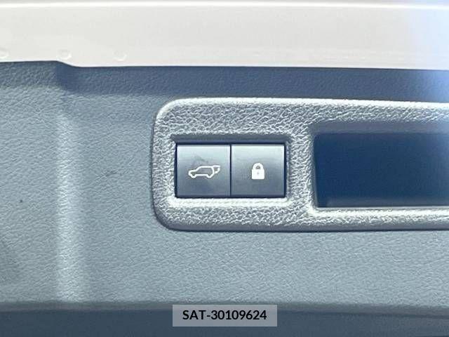 Lexus NX 2021-06 275687-5