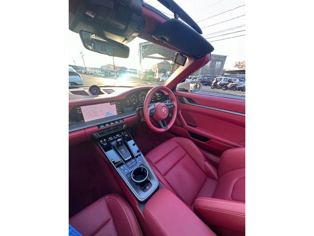 Porsche 911 2023-06 5718-1