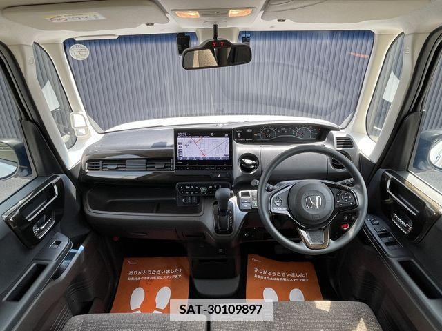 Honda N BOX 2023-04 364618-1