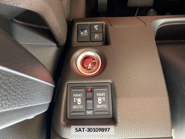 Honda N BOX 2023-04 364618-17