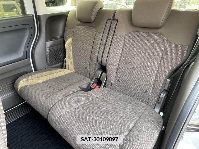 Honda N BOX 2023-04 364618-11