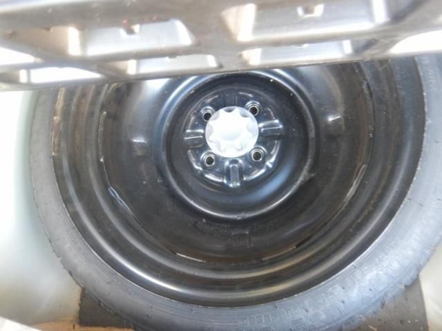Toyota SIENTA 2010-05 188740-6