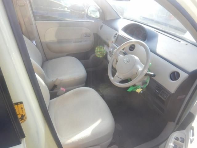 Toyota SIENTA 2010-05 188740-9