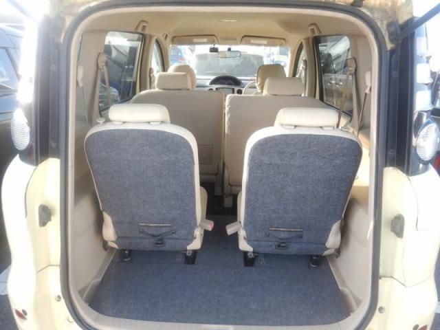 Toyota SIENTA 2010-05 188740-13
