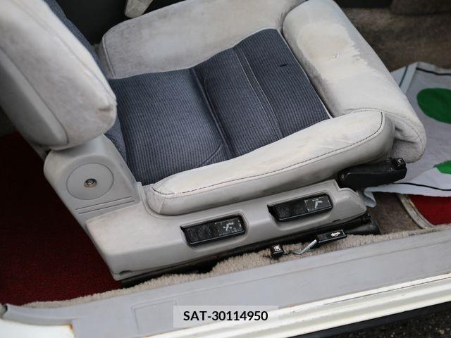 Mitsubishi I 1982-08 386268-15