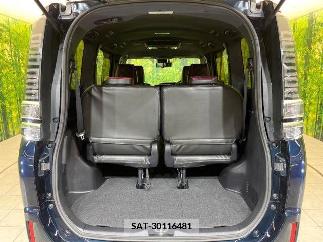 Toyota VOXY HYBRID 2017-07 344252-11