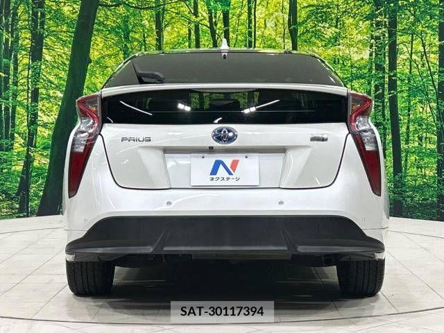 Toyota PRIUS 2016-09 206670-15