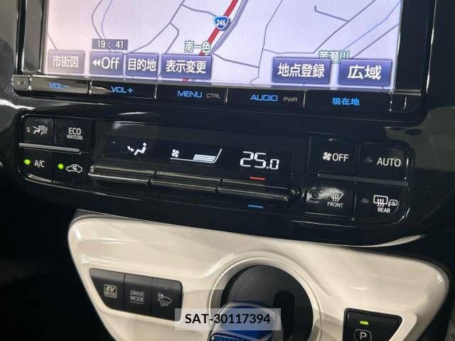 Toyota PRIUS 2016-09 206670-6
