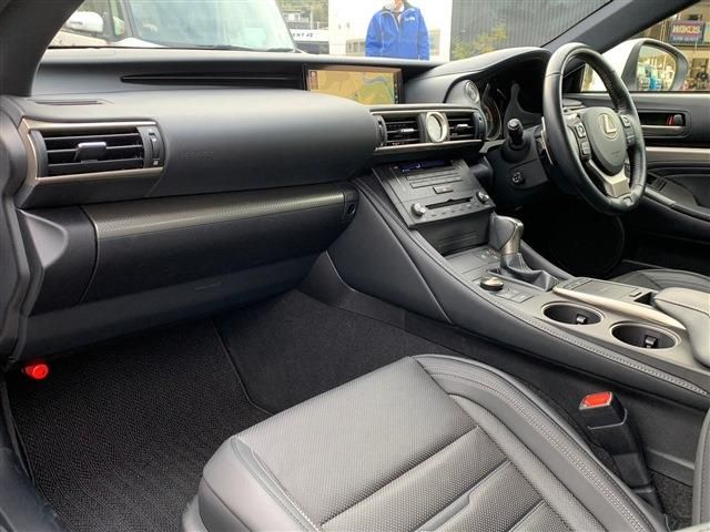 Lexus RC 2018-03 593-11
