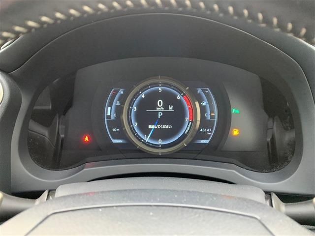 Lexus RC 2018-03 593-25