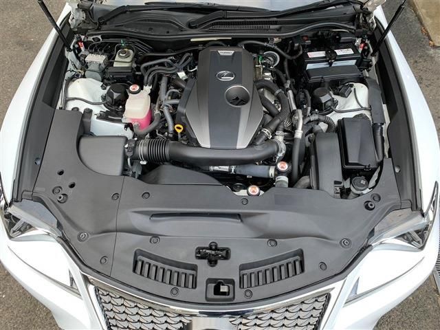 Lexus RC 2018-03 593-29