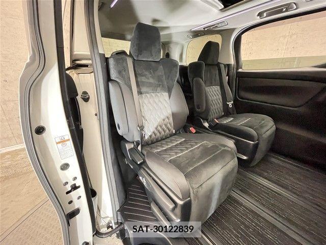 Toyota VELLFIRE 2019-05 350144-4