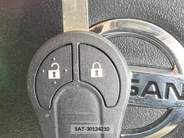 Nissan MARCH 2017-02 336160-7