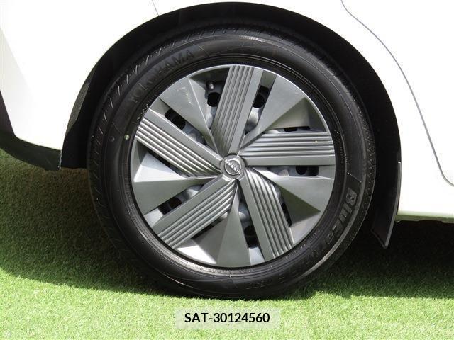 Nissan NOTE 2022-03 233742-25